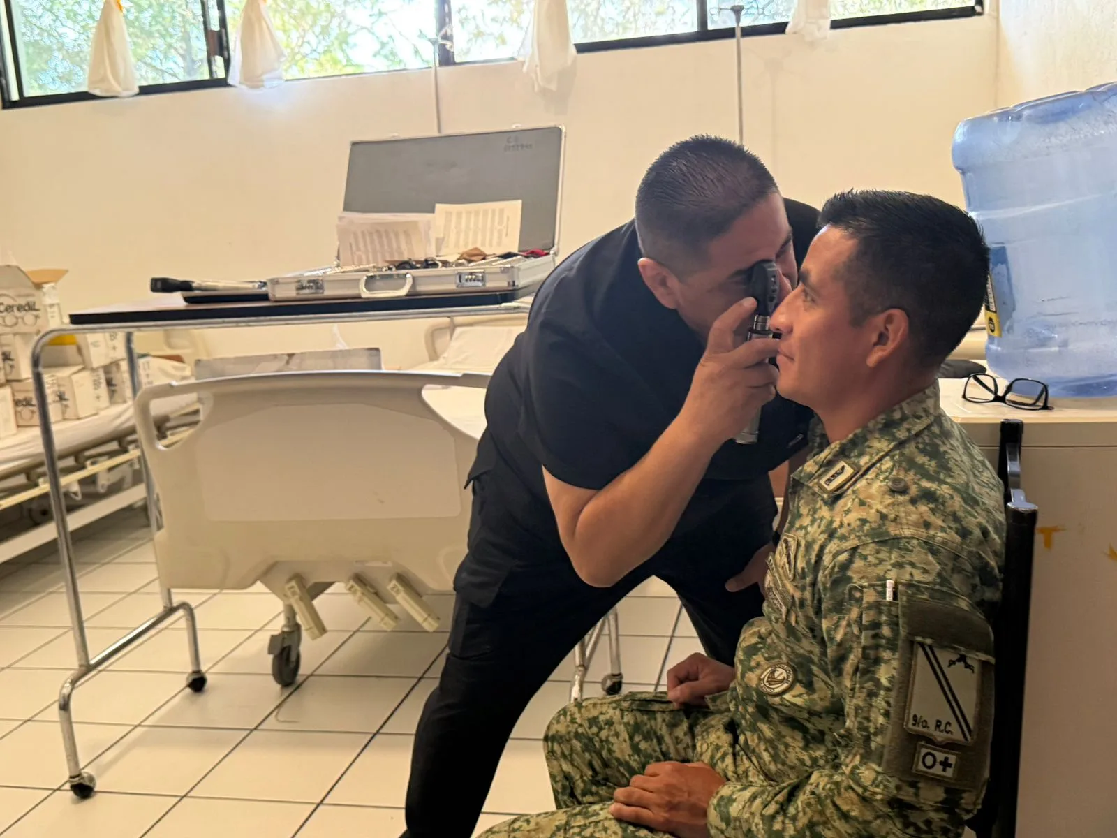Brigada médica de Centros Comunitarios atiende a 98 personas en la Guarnición Militar de Ciudad Juárez - imagen 1