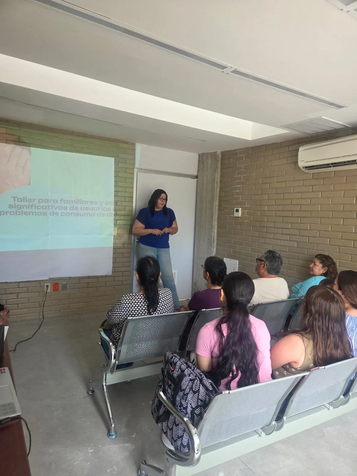 Salud Municipal ofrece talleres psicológicos a familias de personas en rehabilitación por adicciones