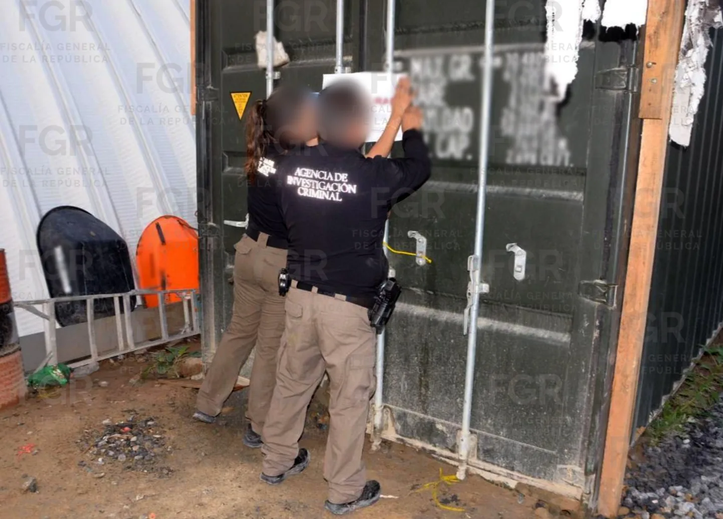 FGR descubre túnel clandestino conectado a poliducto de Pemex en Santa Catarina, Nuevo León - imagen 6