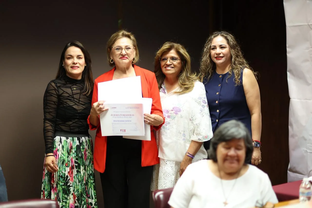 Seis mujeres de Ciudad Juárez reciben reconocimiento por su trabajo contra la violencia y en favor de la comunidad - imagen 2