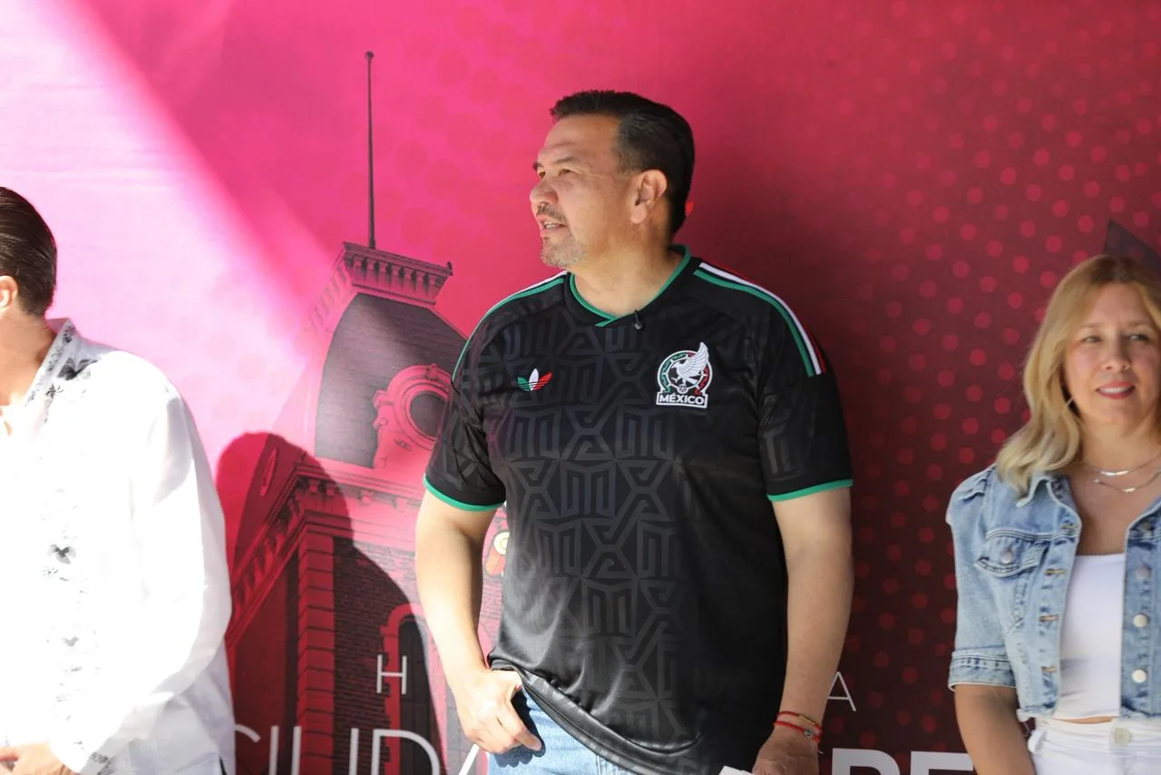 Municipio de Juárez entrega domo de 2 millones de pesos en la primaria Soledad Herrera Villa - imagen 8