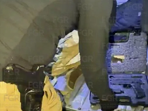 Detienen a hombre en autobús con seis pistolas y más de 2 mil cartuchos en Chiapas