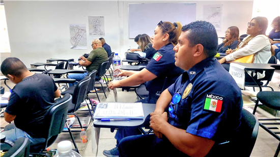 35 policías de Chihuahua cursan licenciaturas en seguridad en la segunda generación del ISSCUU - imagen 1