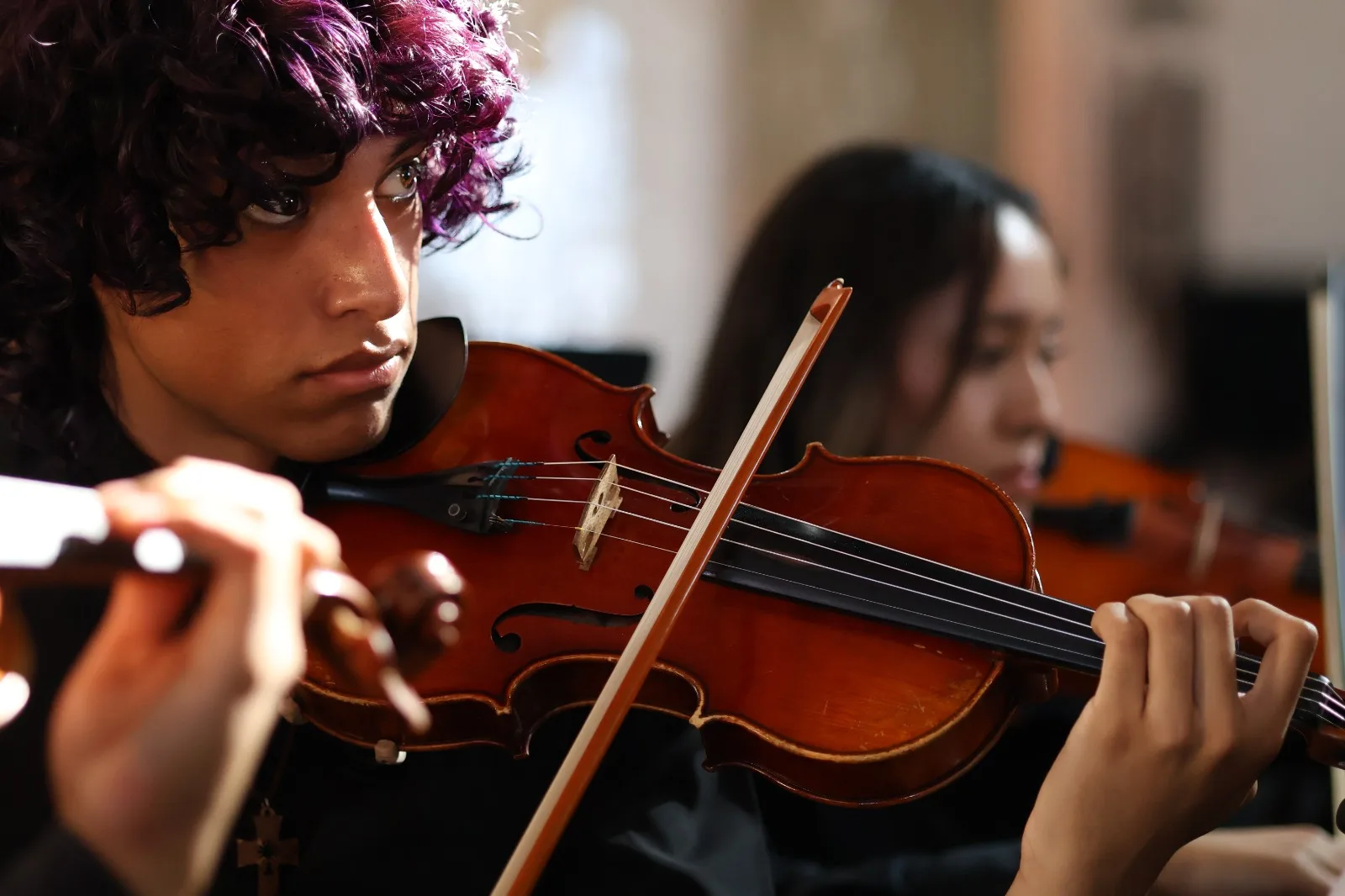 Filarmónica Joven lleva música sinfónica gratuita a familias de Ciudad Juárez en la Parroquia Santa Inés - imagen 7