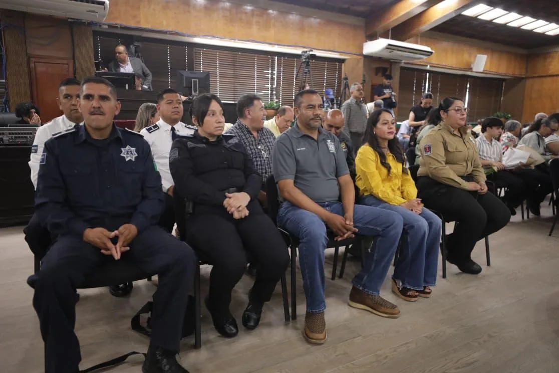 Reconocen a empleada de Limpia en Ciudad Juárez por su compromiso en el servicio público - imagen 5