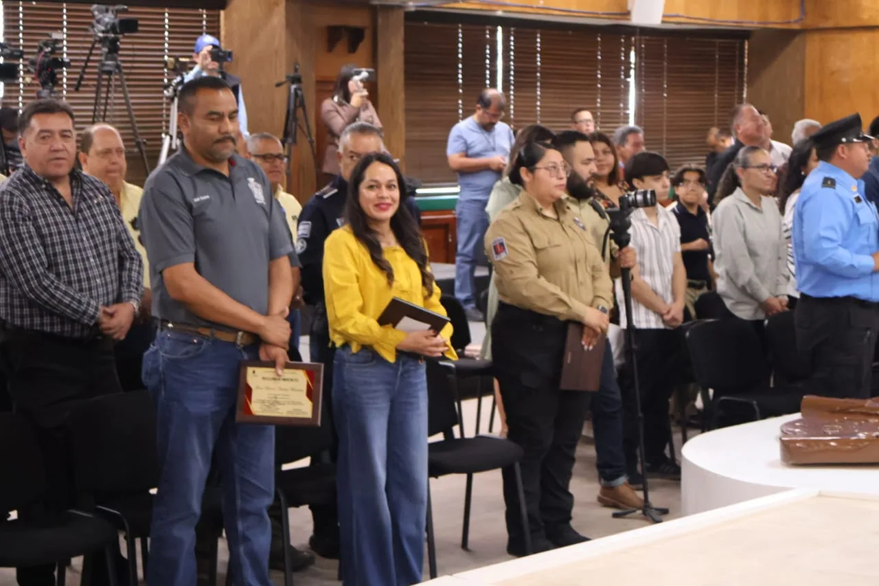 Reconocen a empleada de Limpia en Ciudad Juárez por su compromiso en el servicio público - imagen 4