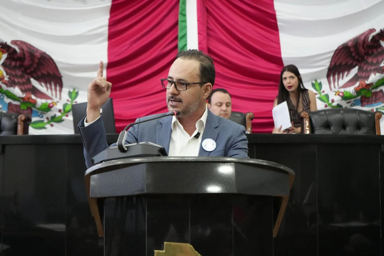Jorge Soto denuncia que Morena avanza hacia una 'dictadura perversa' en México