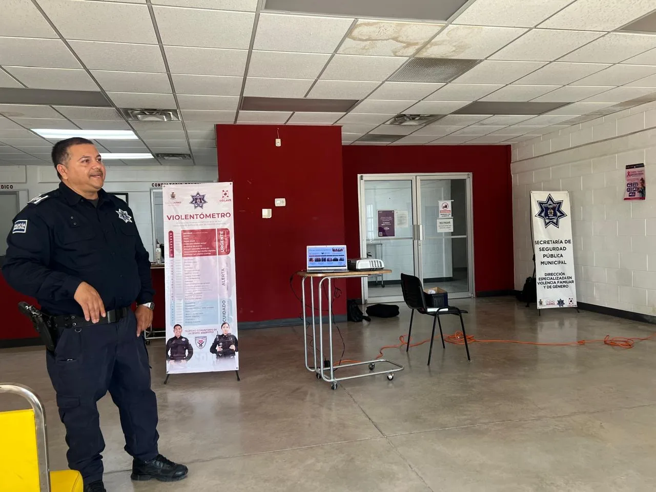 SSPM ofrece charla sobre violencia familiar en Centro Comunitario Francisco Villarreal