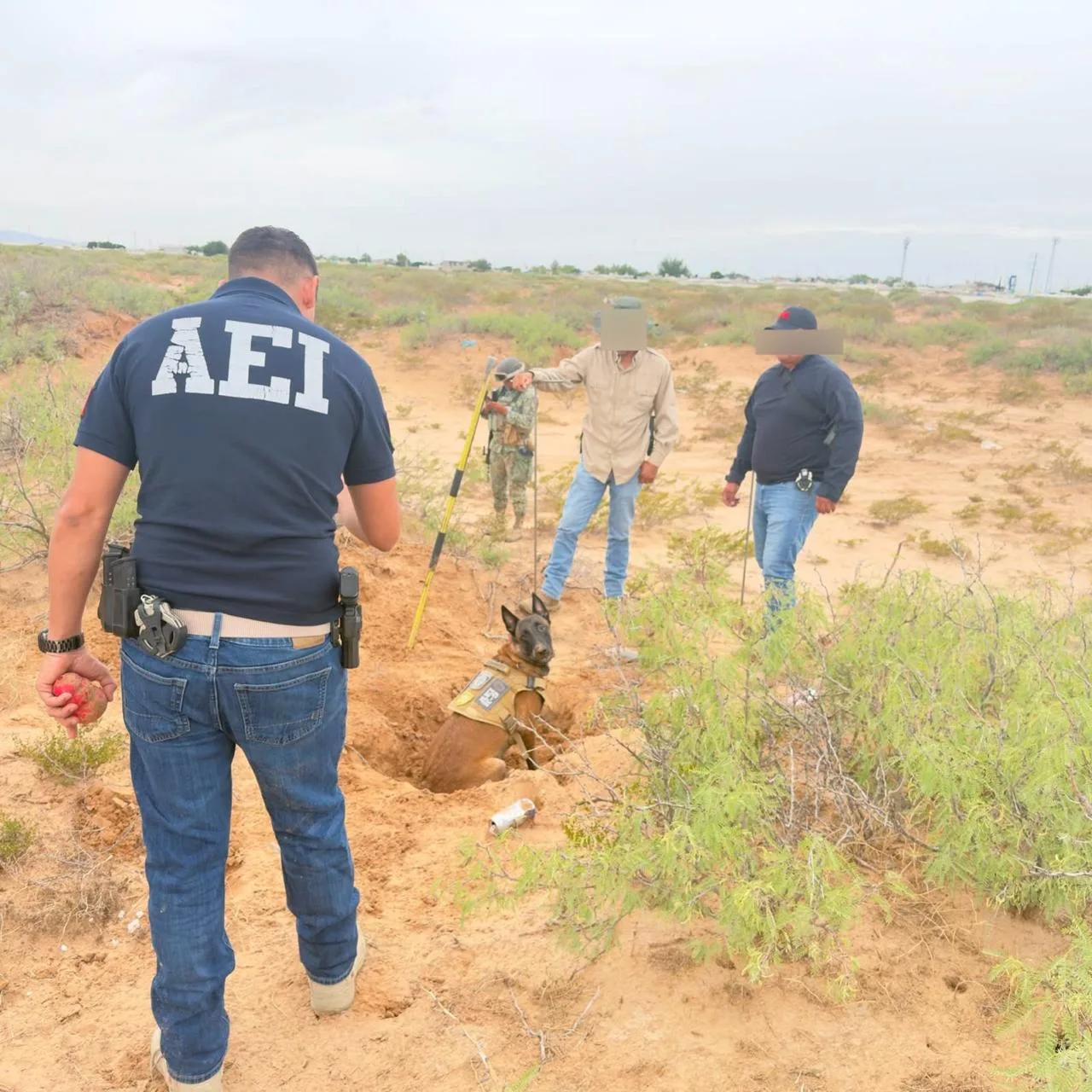 Localizan dos osamentas en fosas clandestinas de Senderos de San Isidro, en Ciudad Juárez