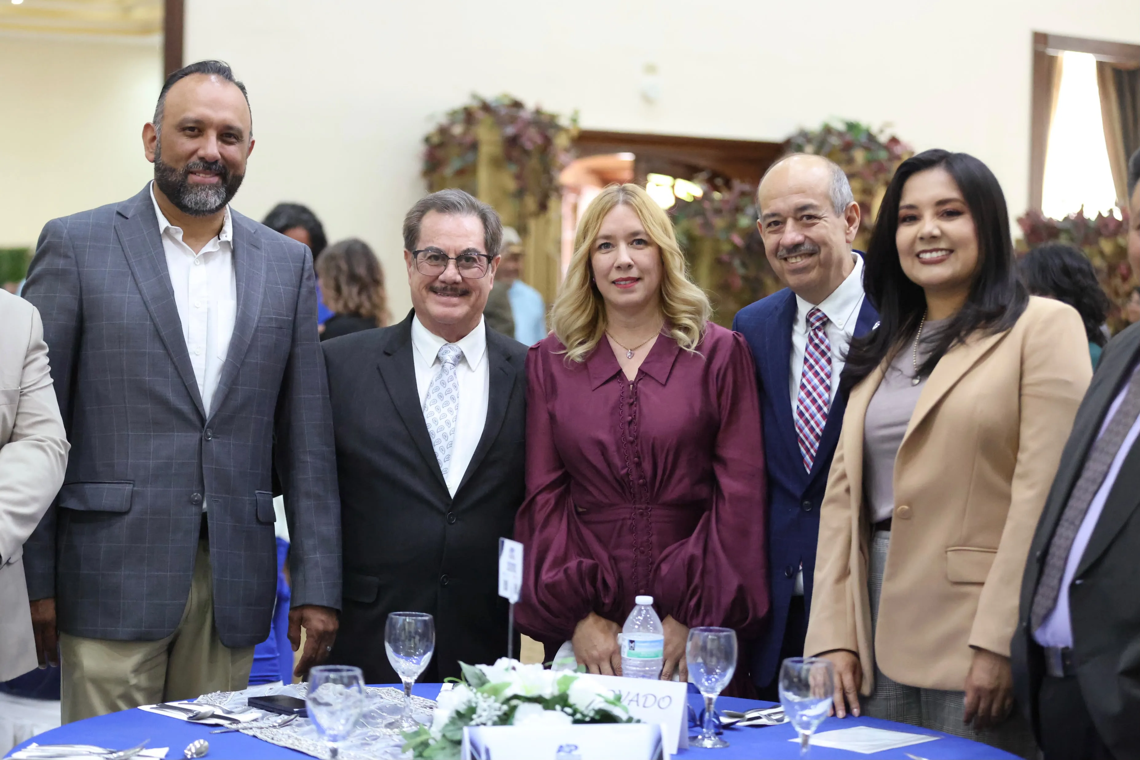 Secretario del Ayuntamiento participa en entrega del premio Columna de Plata 2026 en Ciudad Juárez - imagen 3