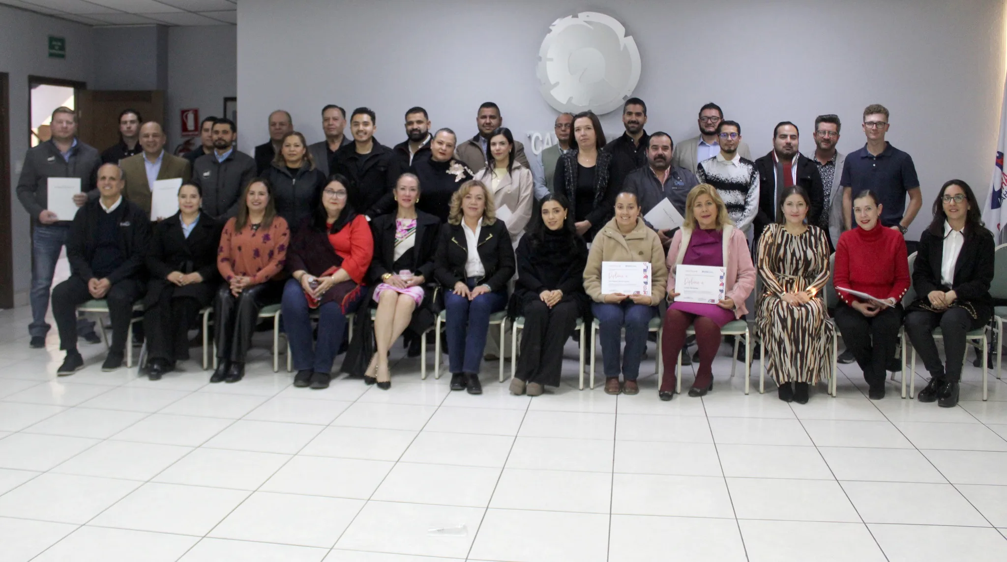 SDR ofrece apoyos de hasta 30 mil pesos para certificaciones, capacitación y acceso a nuevos mercados