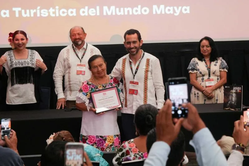 Grandes Abuelas Mayas promoverán la cultura ancestral en rutas turísticas del sureste mexicano - imagen 3
