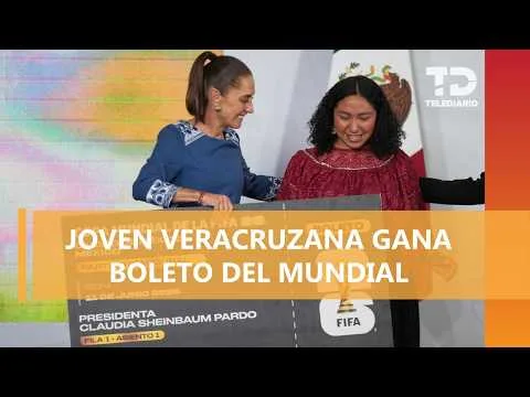 Claudia Sheinbaum entrega boleto para el Mundial 2026 en Ciudad de México a joven destacada en competencia nacional