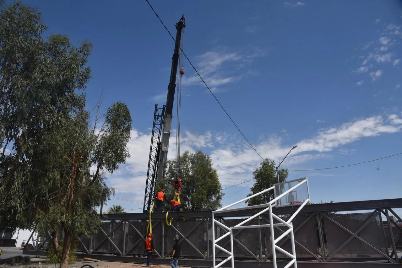Cierre temporal de la calle Tapioca por instalación de puente peatonal en Culiacán - imagen 14