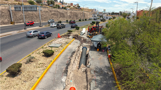 Construcción de gaza de incorporación en Teófilo Borunda y Periférico de la Juventud avanza 28% en Chihuahua