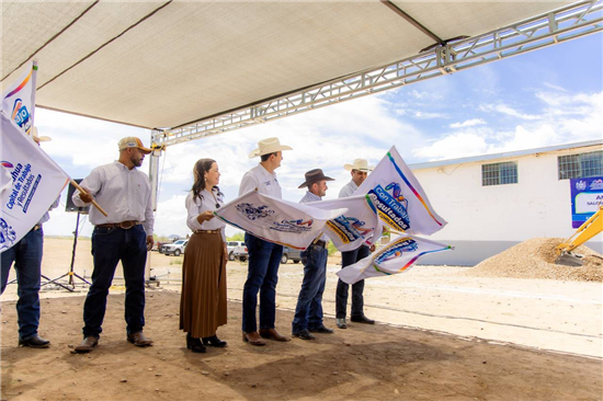 Inauguran cancha de futbol rápido y amplían salón de usos múltiples en Guadalupe, Chihuahua - imagen 6