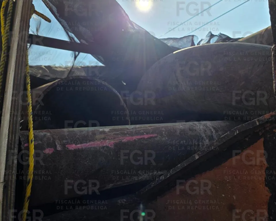 FGR asegura 75 segmentos de rieles de acero en operativo contra robo en Tabasco - imagen 4