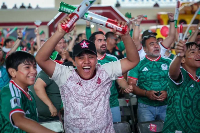 Inicio sin incidentes de Zona Fan Yucatán para el Mundial FIFA 2026 con actividades gratuitas y ambiente familiar - imagen 2